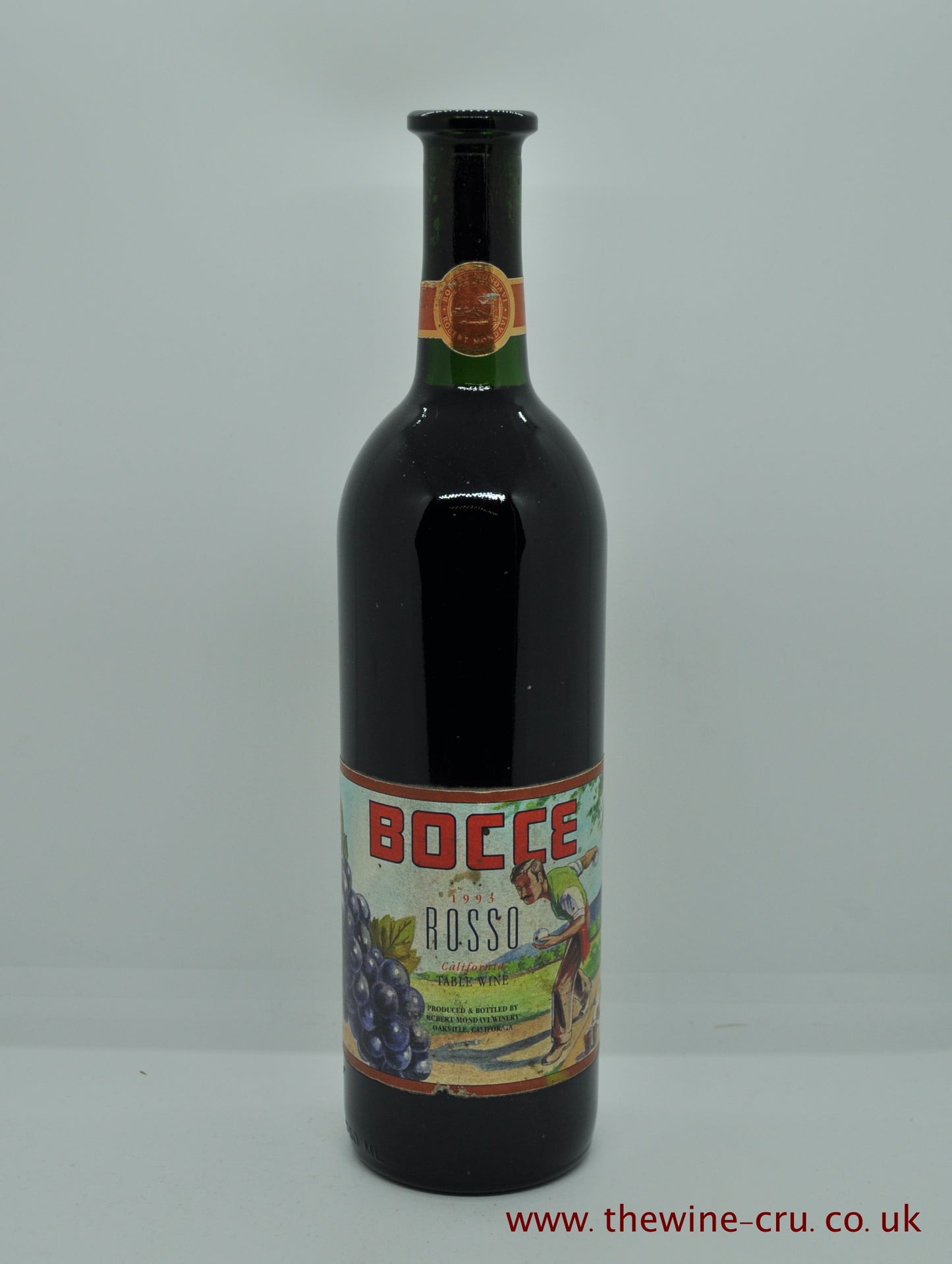 Single bottle of 1993 vintage red wine. Bocce Rosso Californian Table wine. USA. The bottle is in good condition, with the wine level being base of neck. Immediate delivery. Free local delivery. Gift wrapping available.