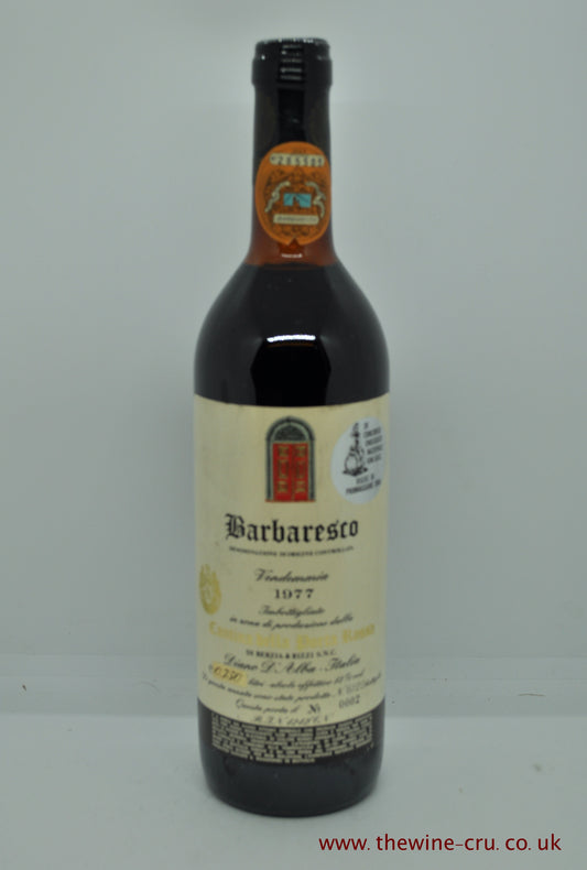A good bottle of 1977 vintage red wine. Cantina Della Porta Rossa Barbaresco 1977. Italy. The bottle is in good condition with the level of the wine being top shoulder. Immediate delivery. Free local delivery. Gift wrapping available.