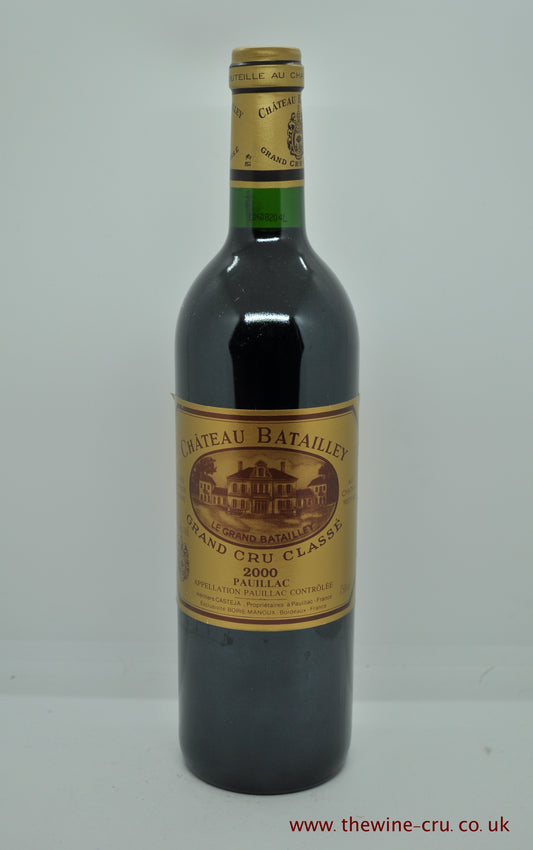 2000 vintage red wine. Chateau Batailley 2000. france, Bordeaux. The bottle is in good condition. Immediate delivery. free local delivery. Gift wrapping available.