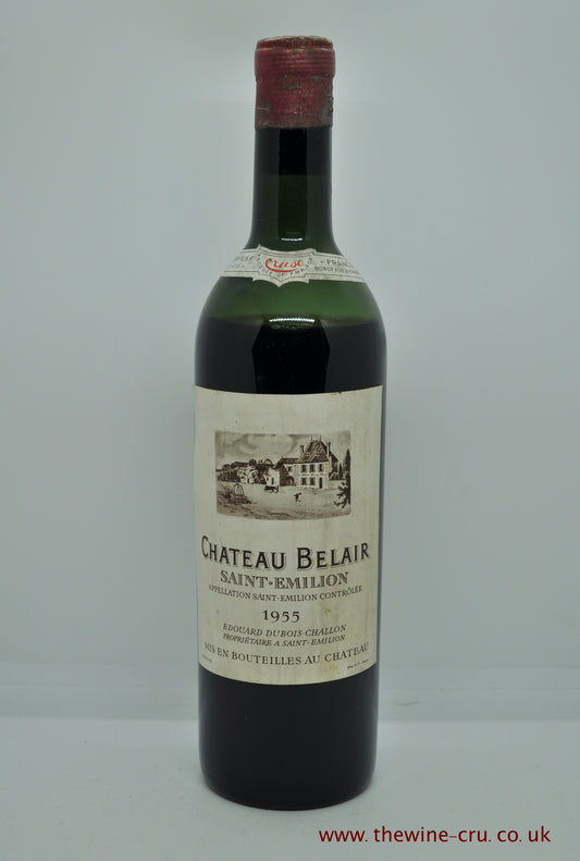 1955 vintage red wine. Chateau Belair, France, Bordeaux. The bottle icapsule is good as is the full clean label. The wine level is low shoulder and this is reflected in the price. Immediate delivery. Free local delivery. Gift wrapping available.
