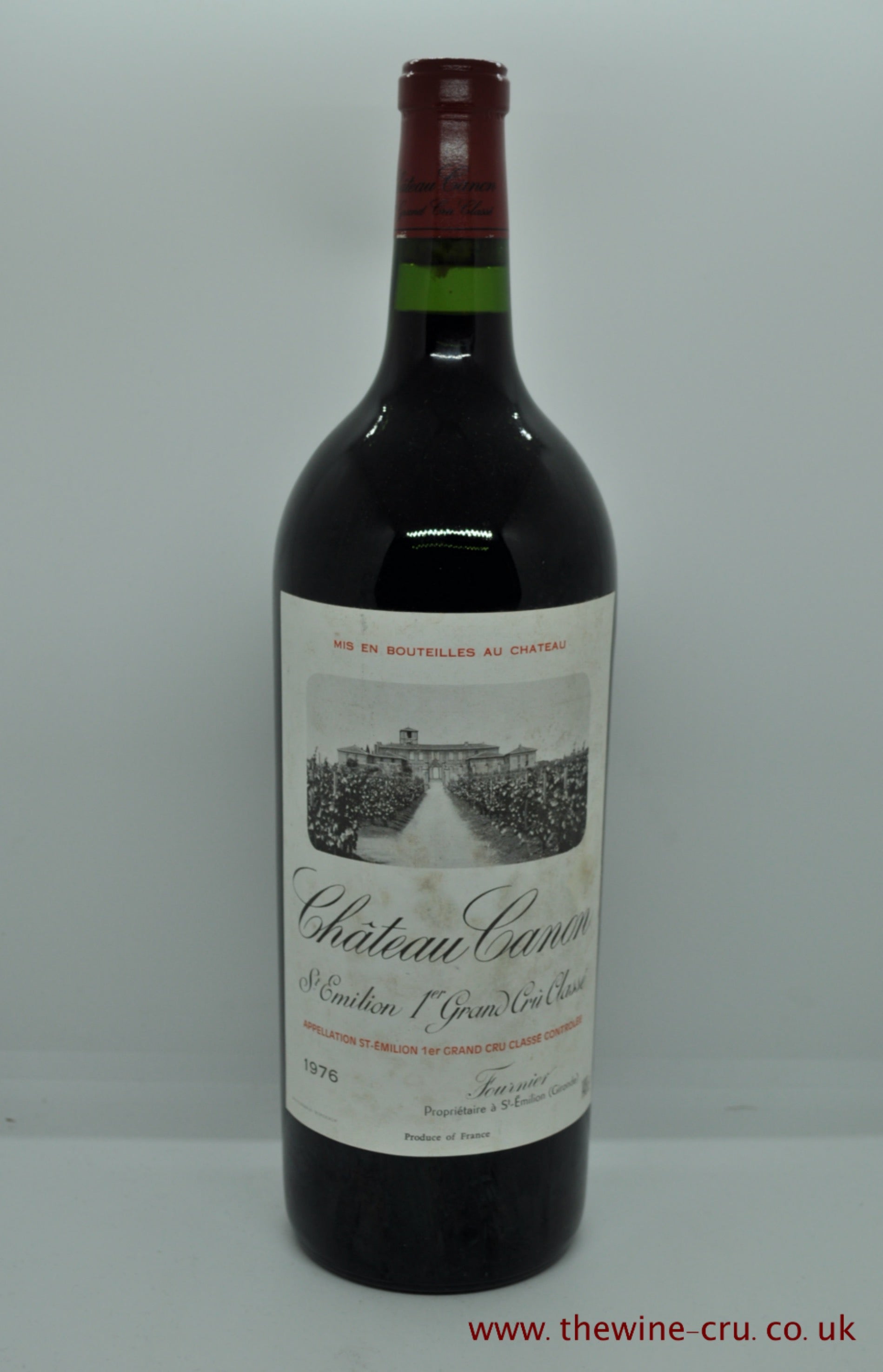 A magnum bottle of 1976 vintage red wine. Chateau Canon, France, Bordeaux. The bottle is in excellent condition with the wine level being in neck. Immediate delivery. Free local delivery. Gift wrapping available.