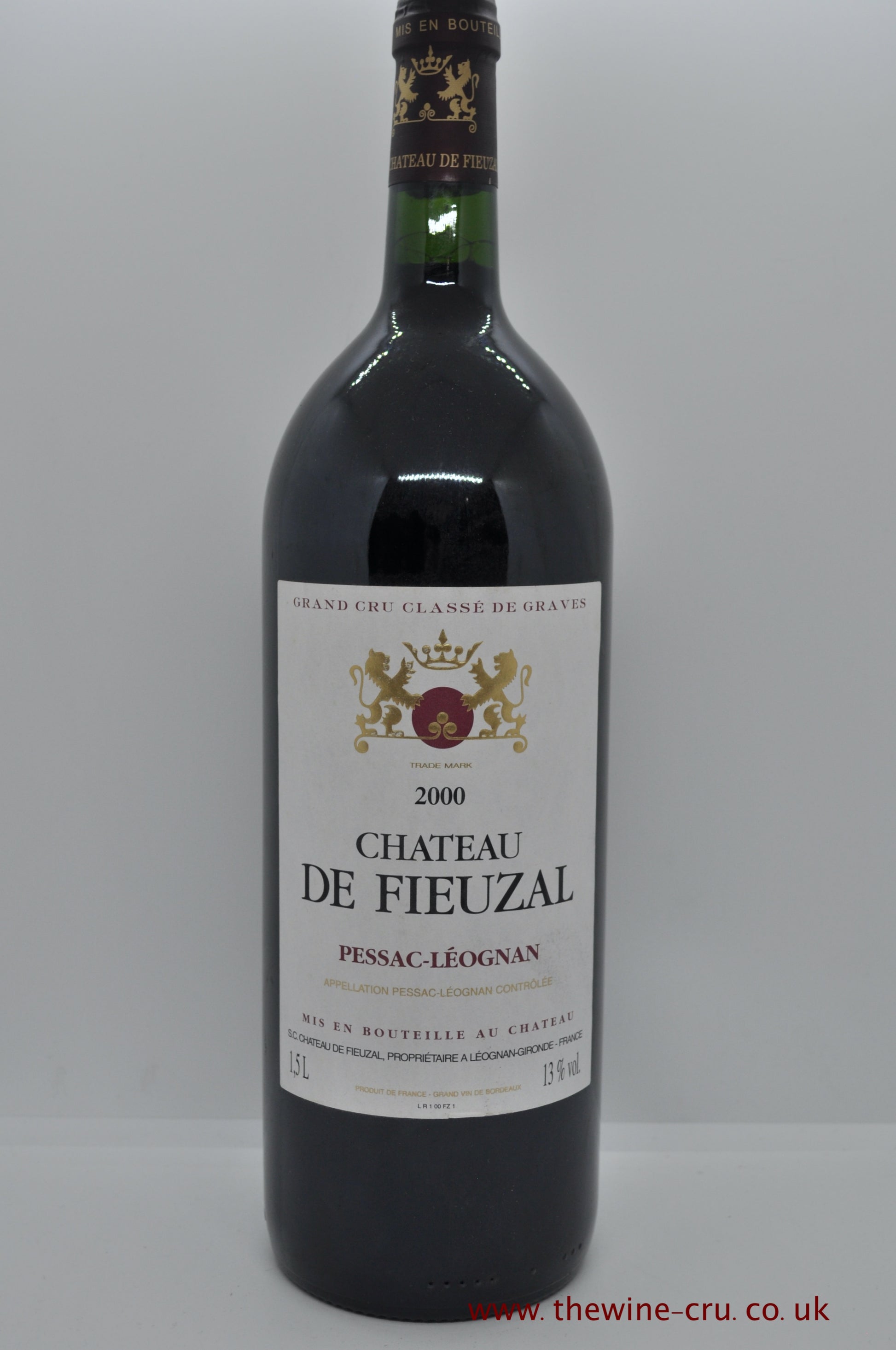 A magnum bottle of 2000 vintage red wine fro Chateau De Fieuzal, France, Bordeaux. Capsule and label are good and the wine level is at the base of the neck. Immediate delivery. Free local delivery. Gift wrapping available.