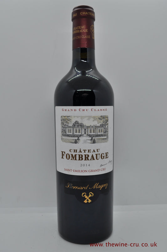 2014 vintage red wine. Chateau Fombrauge 2014. France, Bordeaux. The bottle is in excellent vintages. Immediate delivery. Free local delivery. Gift wrapping available.