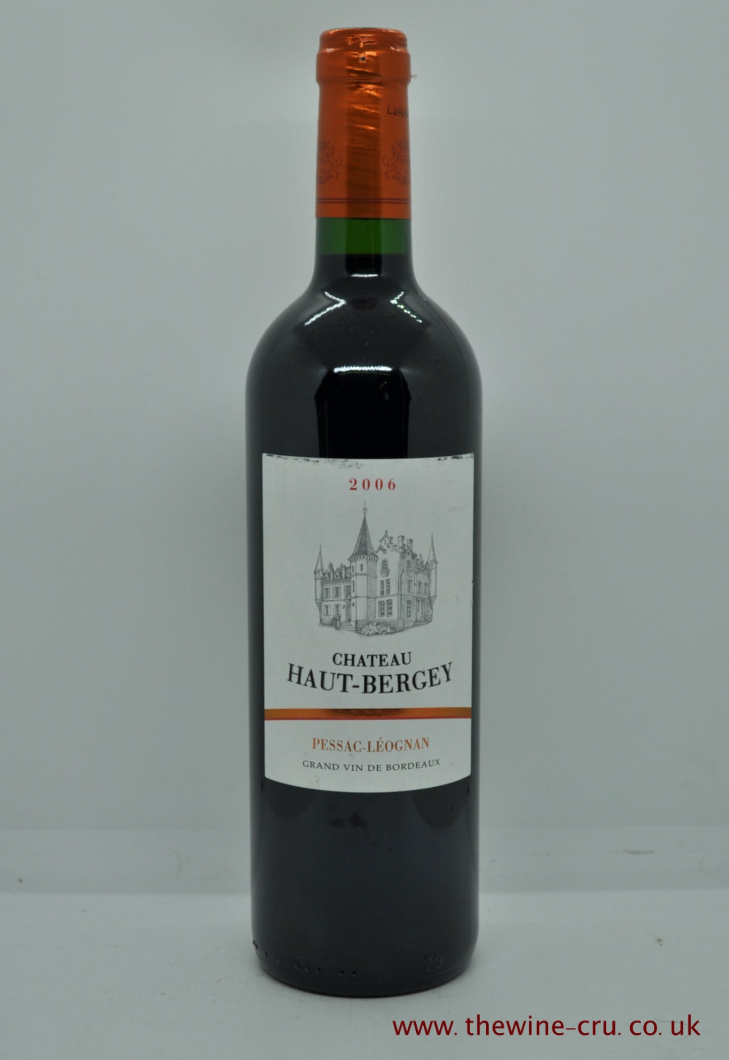 2006 vintage red wine. Chateau Haut Bergey France Bordeaux, The bottle is in excellent condition. Immediate delivery. Free local delivery. Gift wrapping available.