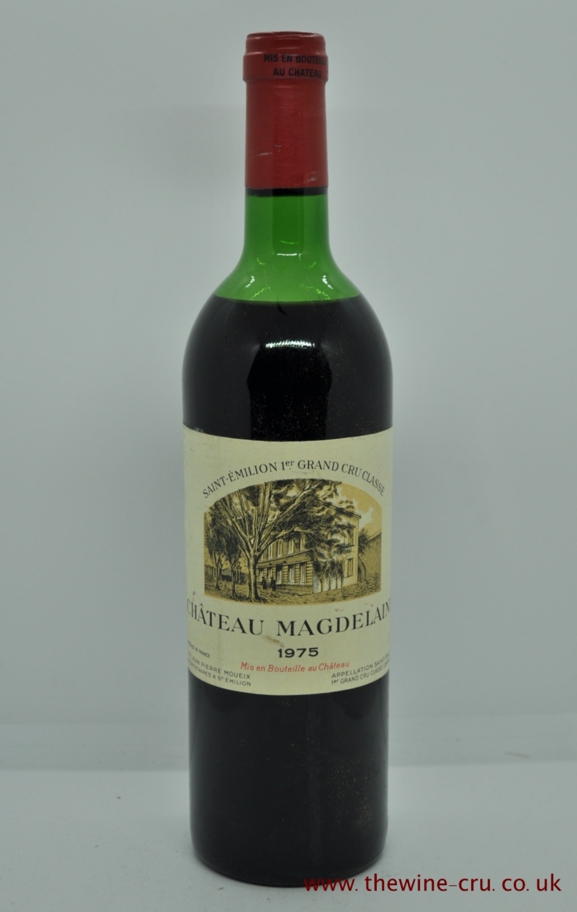 1975 vintage red wine. Chateau Magdelaine, Bordeaux, France. The bottle is in good condition with the level being top shoulder. Immediate delivery. Free local delivery. Gift wrapping available.