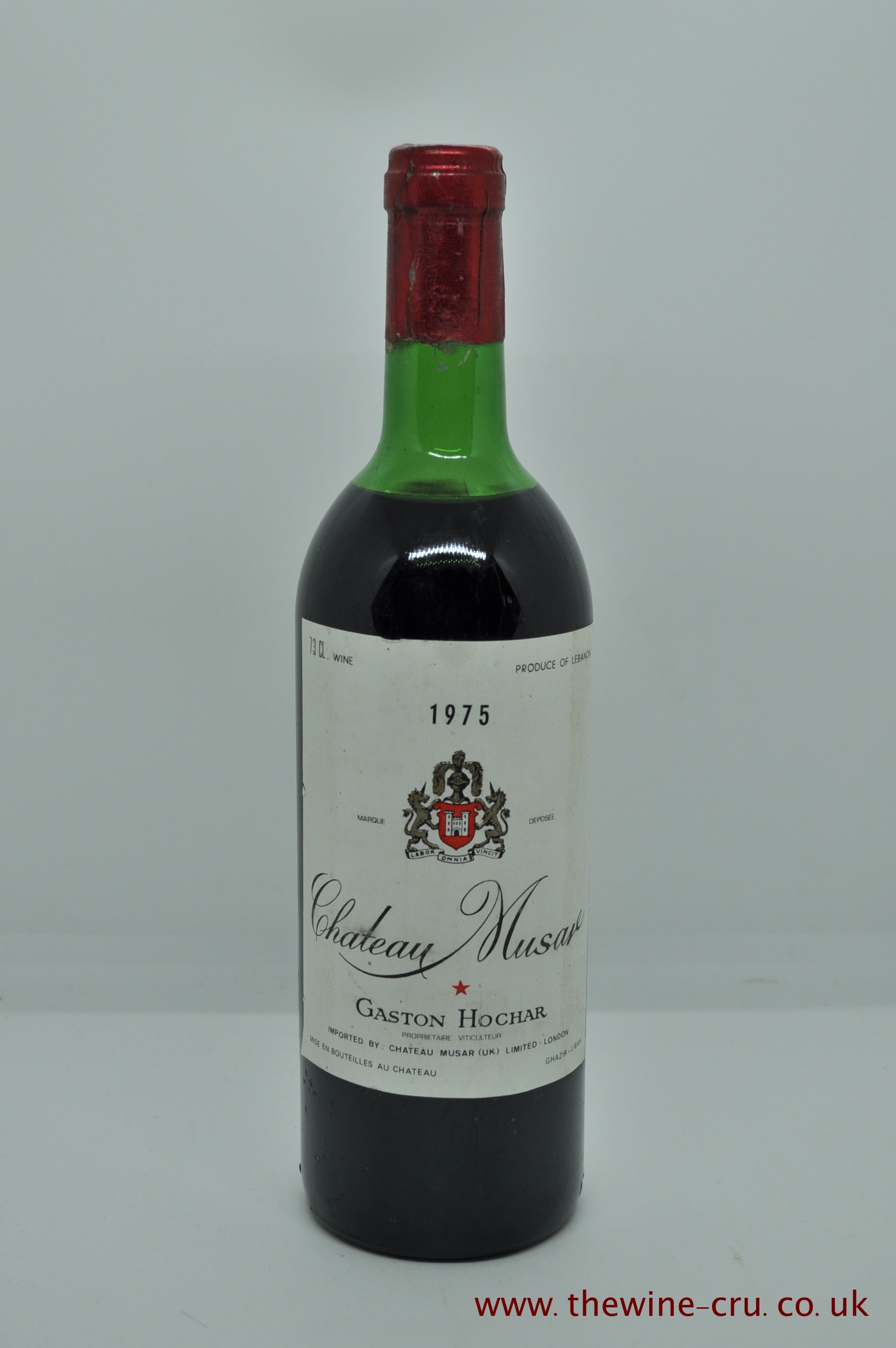 1975 vintage red wine. Chateau Musar, Lebanon. The bottle is in good condition with the lwine level top shoulder. Immediate delivery. Free local delivery. Gift wrapping available.