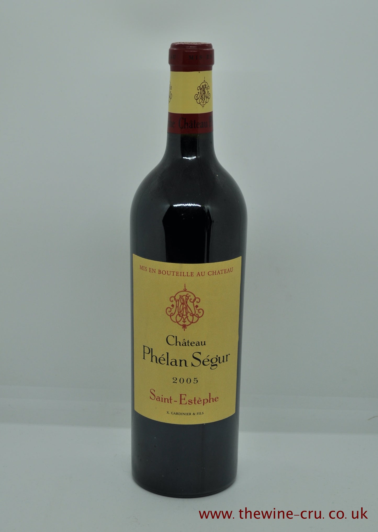 A bottle of 2005 vintage red wine from Chateau Phelan Segur, France, Bordeaux, Saint Estephe. The bottle is in excellent condition. Immediate delivery. Free local delivery. Gift wrapping available.