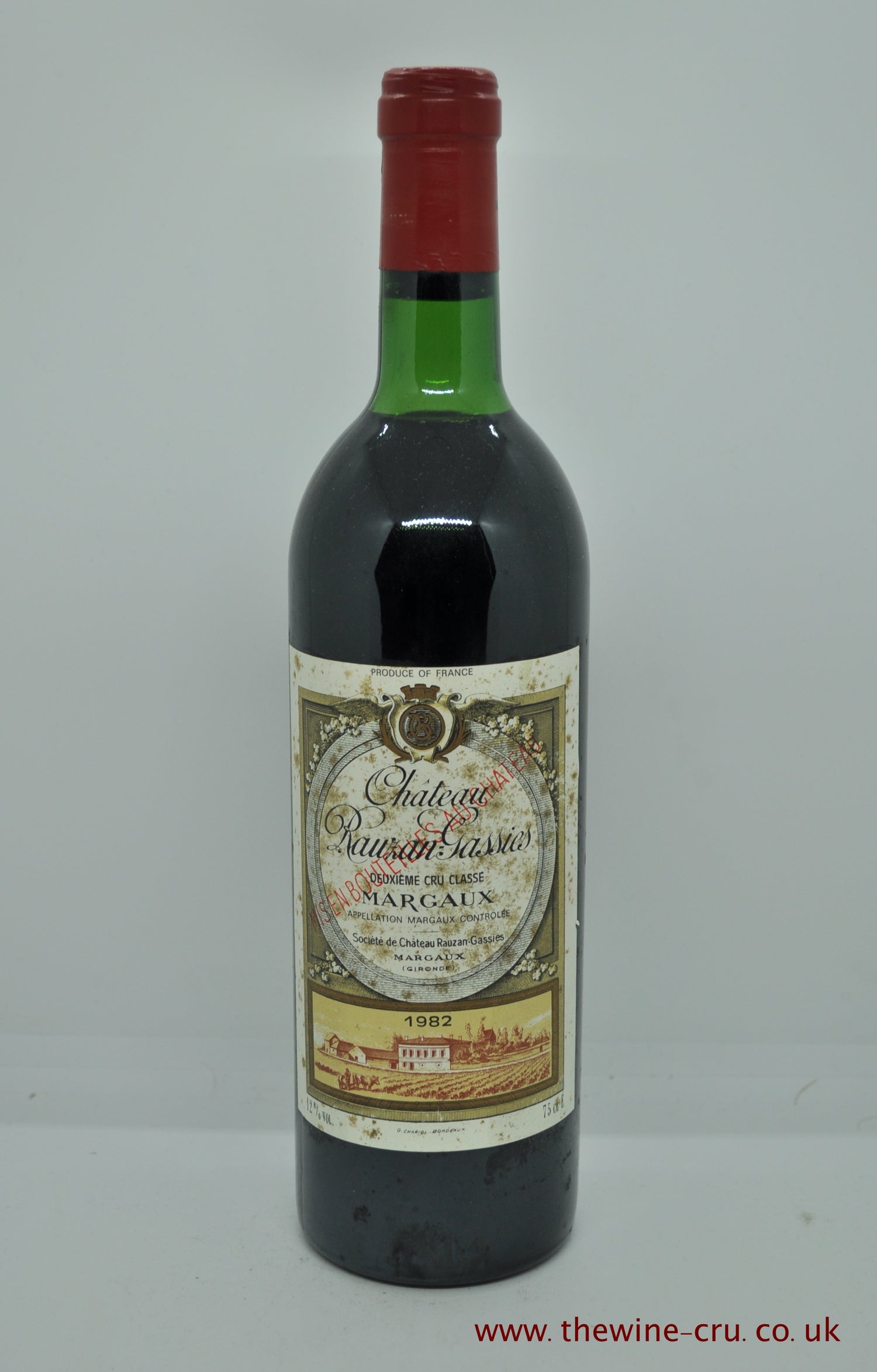 1982 vintage red wine. Chateau Rauzan gasses 1982, France, Bordeaux. The bottle is in good condition. Label a little bin soiled and the wine level is top shoulder. Immediate delivery. Free local delivery. Gift wrapping available.