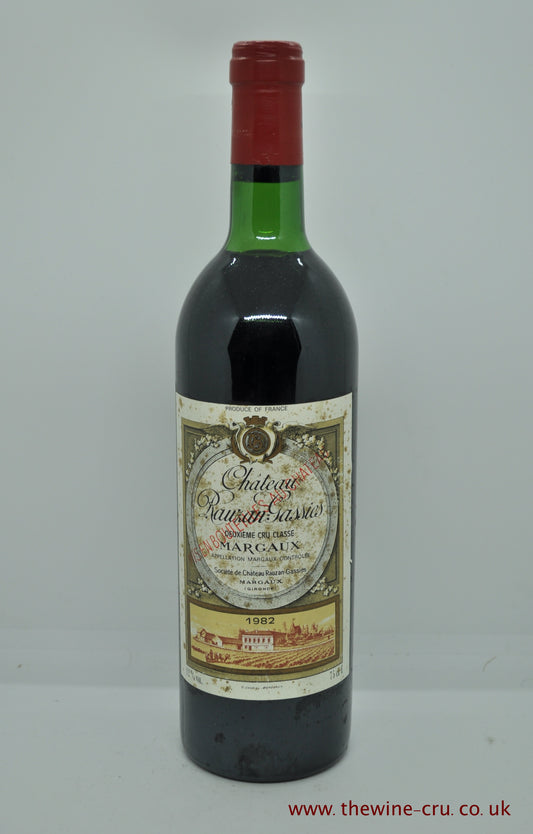 1982 vintage red wine. Chateau Rauzan gasses 1982, France, Bordeaux. The bottle is in good condition. Label a little bin soiled and the wine level is top shoulder. Immediate delivery. Free local delivery. Gift wrapping available.