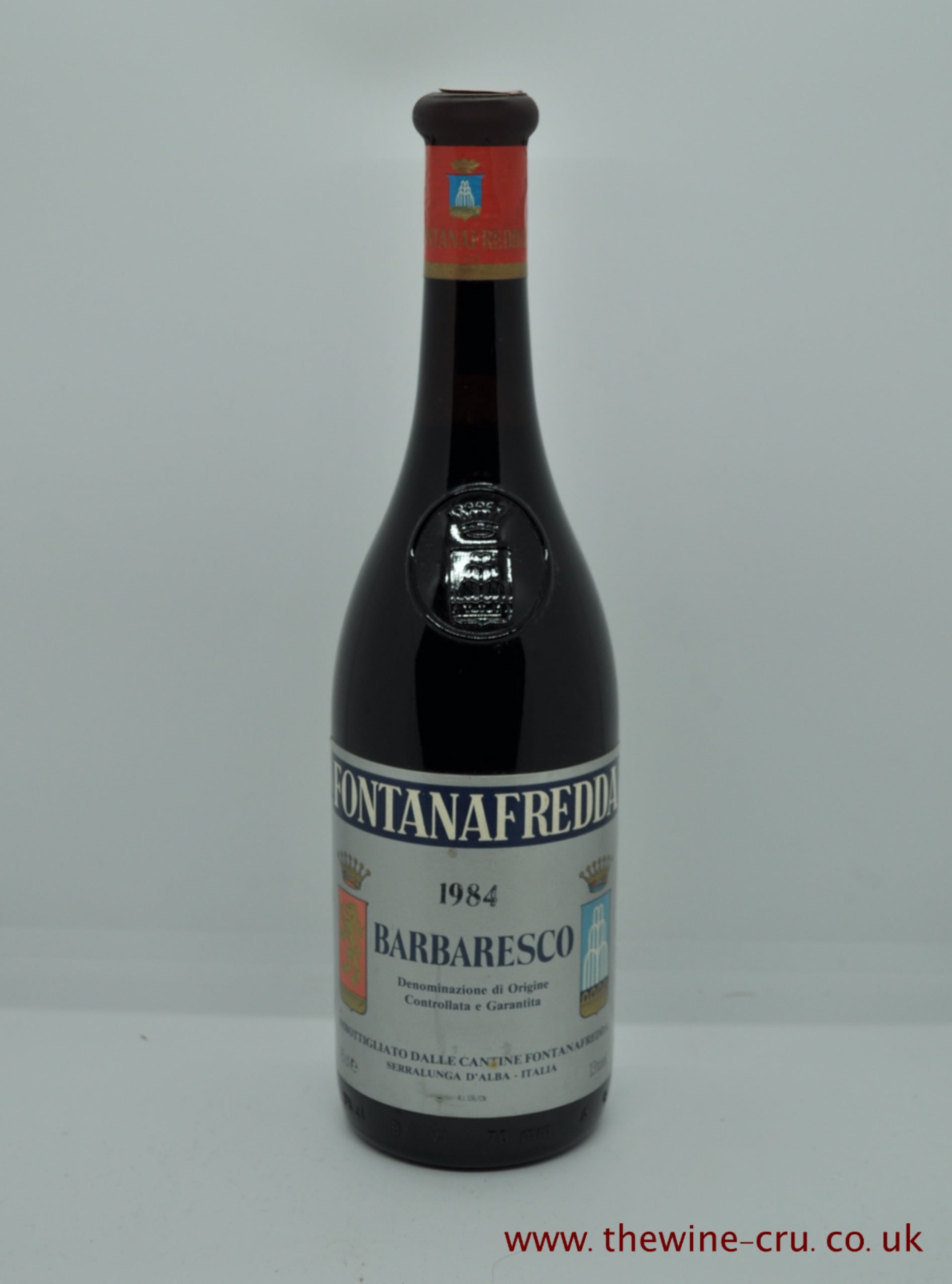 1984 vintage red wine. Fontanafredda Barbaresco, Italy. The bottle is in good condition with the wine level being  3cm below the cork. Immediate delivery. Free local delivery. Gift wrapping available.