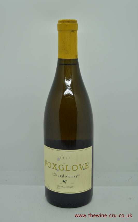 2010 vintage white wine. Foxglove Chardonnay 2010, USA, California. The bottle is generally in good condition. Immediate delivery. Free local delivery. Gift wrapping available.