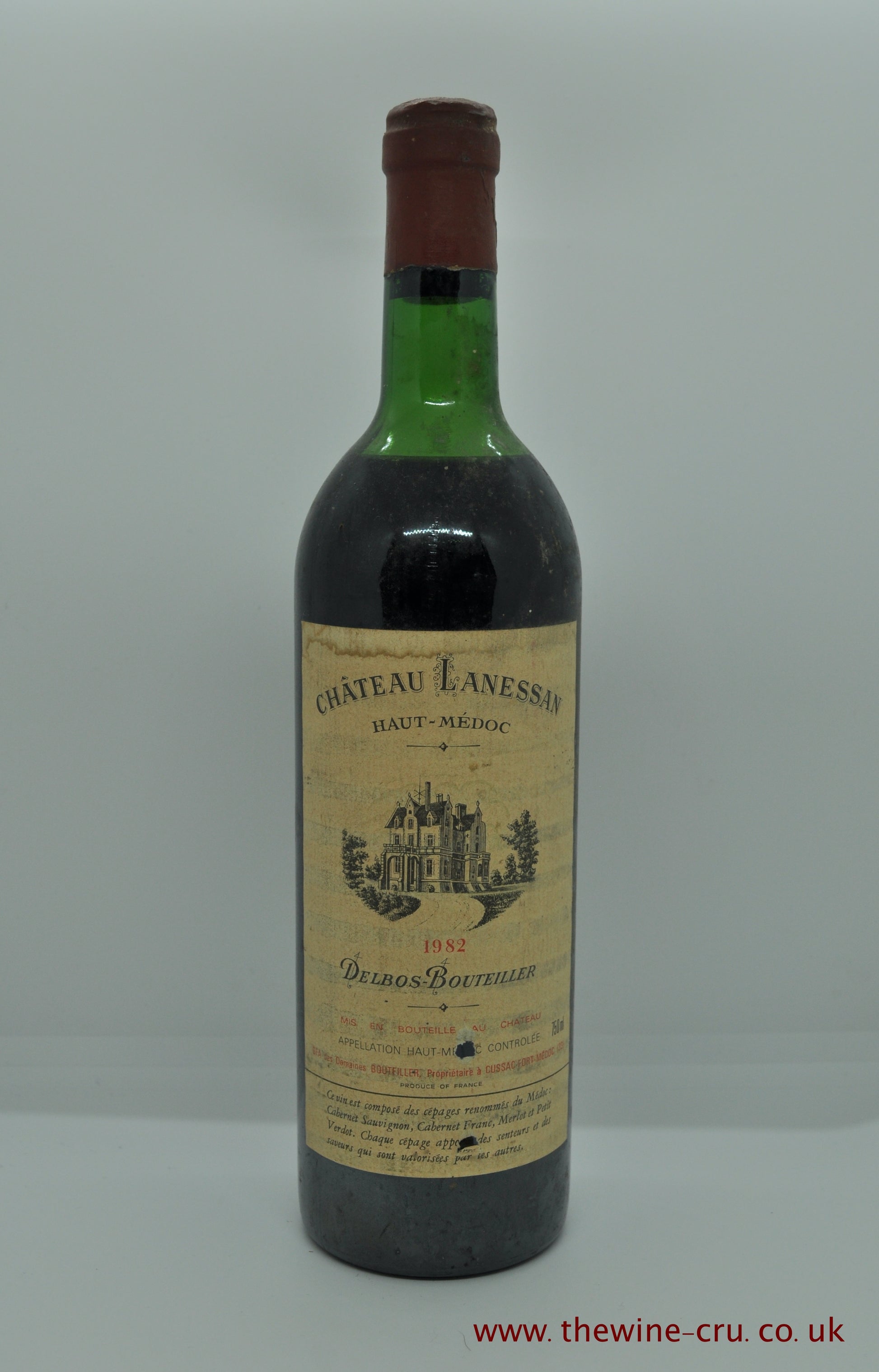 1982 vintage red wine. Chateau Lanessan 1982. France Bordeaux. Immediate delivery. Free local delivery.