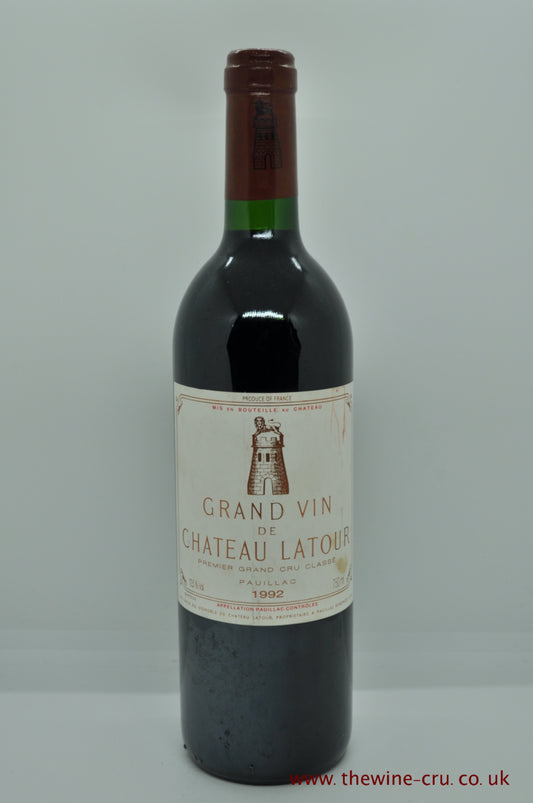 1992 vintage red wine. Chateau Latour 1992. France, Bordeaux. Immediate delivery. Free local delivery. Gift wrapping available.